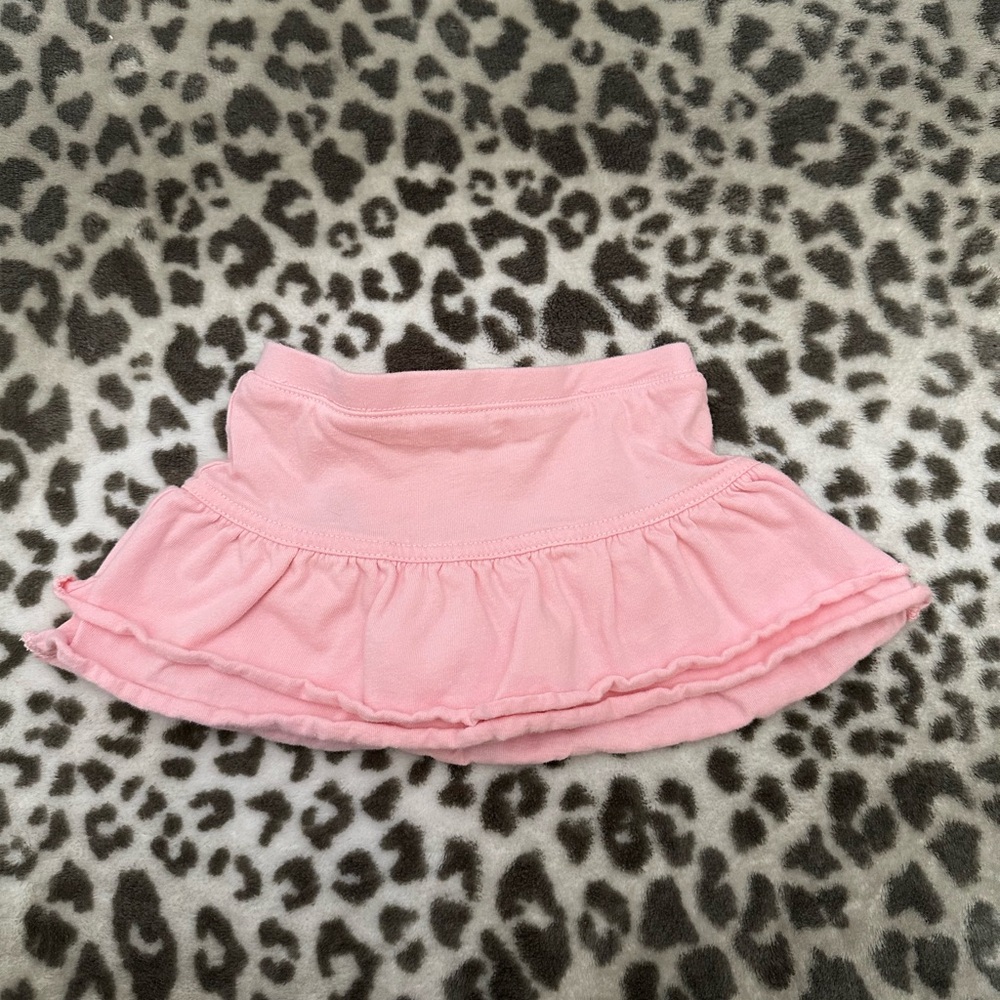 Old Navy Skirt in Pink Size 6-12 months